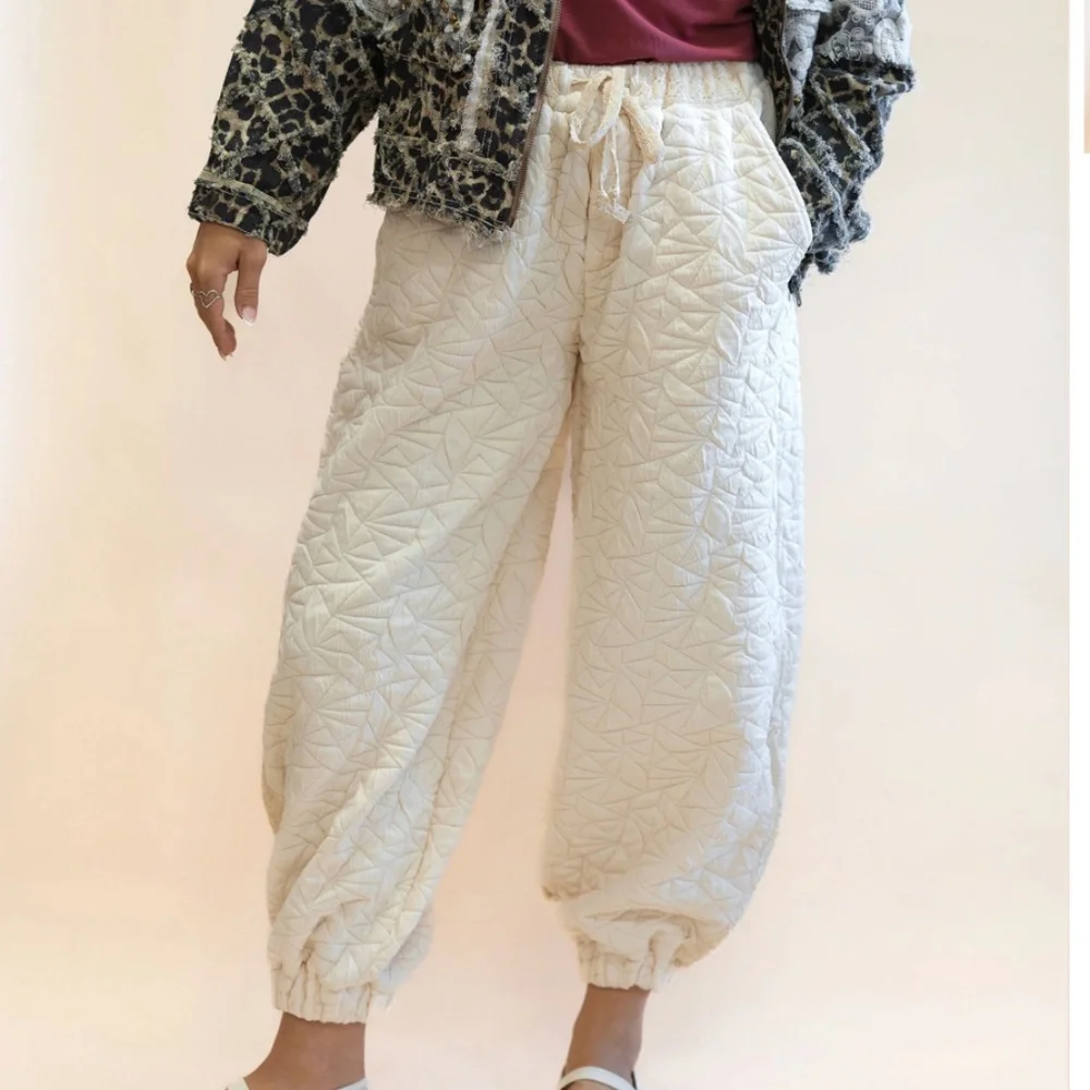 💕 POL “ Shayle 2 “ POL Quilted Joggers and Hoodie 2 Piece Set 75& 56 - Picture 6 of 7
